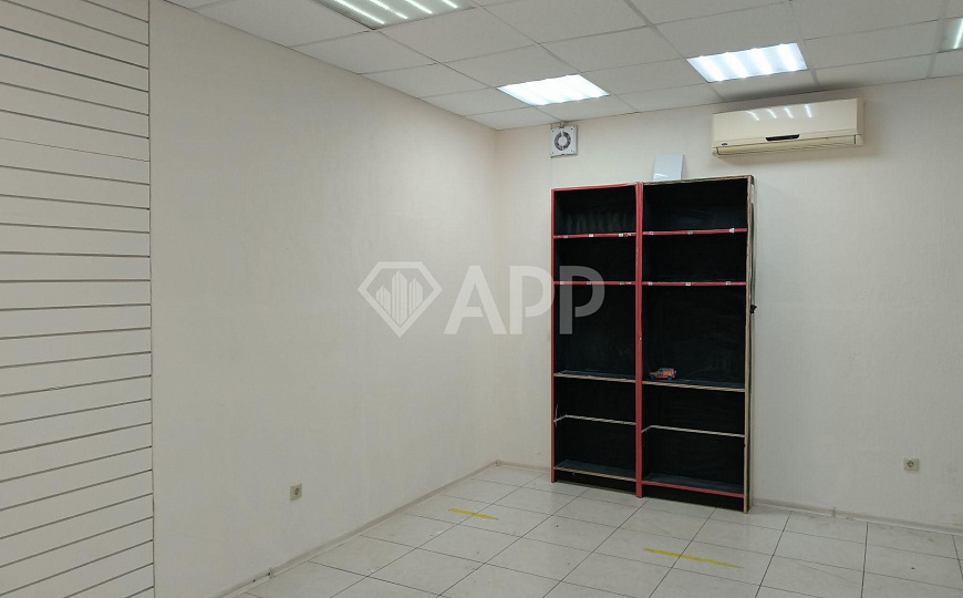 Сдаю торговое помещение, 49 м² под магазин, аптеку, офис, ПВЗ, бьюти, услуги фото