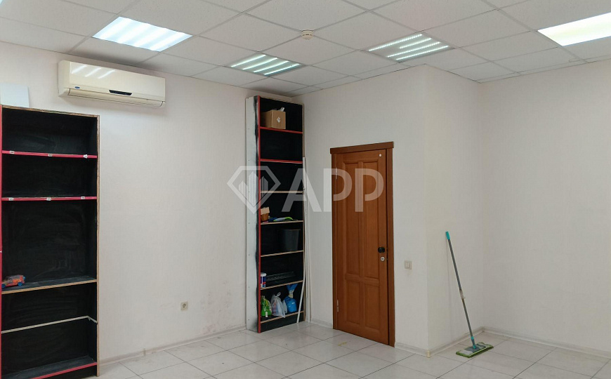 Сдаю торговое помещение, 49 м² под магазин, аптеку, офис, ПВЗ, бьюти, услуги фото