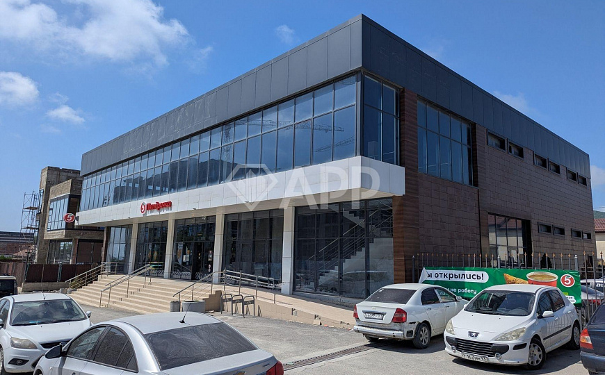 Сдаю 200 м² магазин услуги офис фото