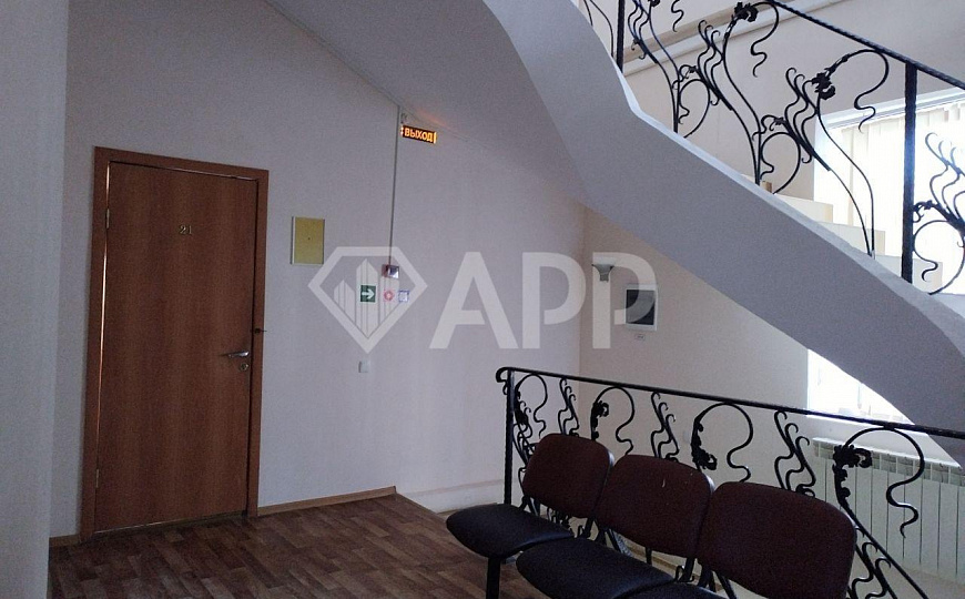 Сдам отдельно стоящее здание, 954 м² фото