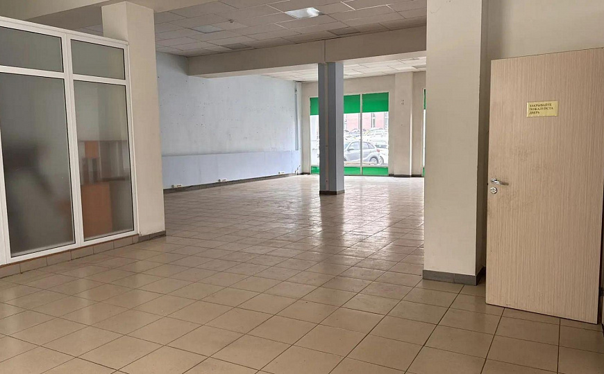 Торгово - выставочное помещение,  200 м² фото