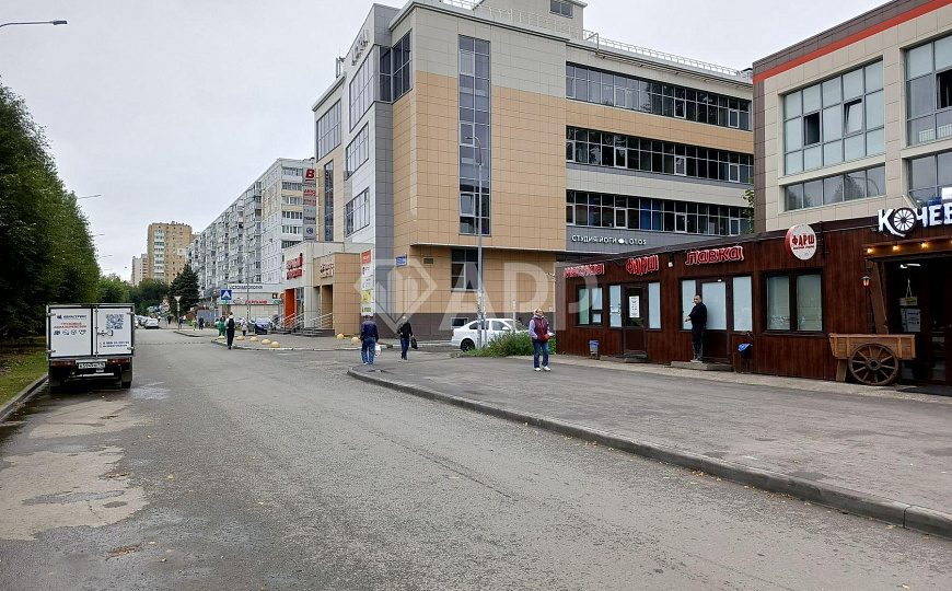 Сдам помещение свободного назначения фото