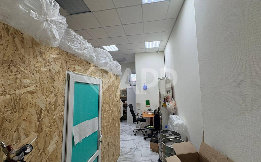 Сдаю 1 этаж 1 линия с ремонтом 100 м² фото