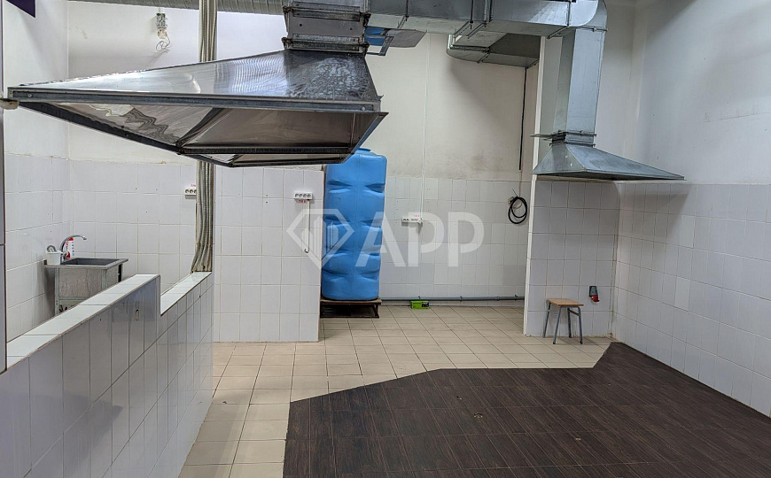 Сдаю помещение общественного питания, 184 м² фото