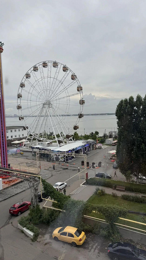 Офис с видом на Волгу фото