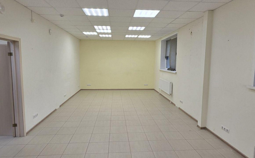 Помещение в густозаселенном районе фото