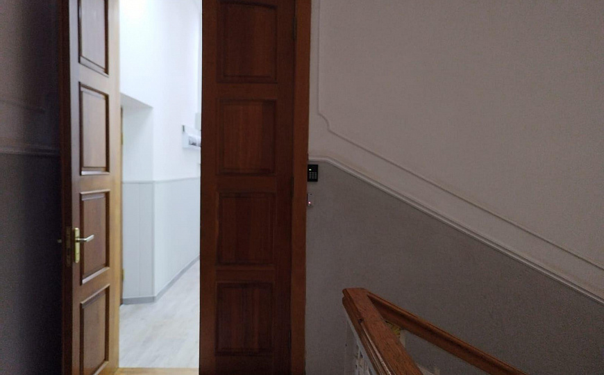 Продам отдельно стоящее здание, 1 162 м² фото