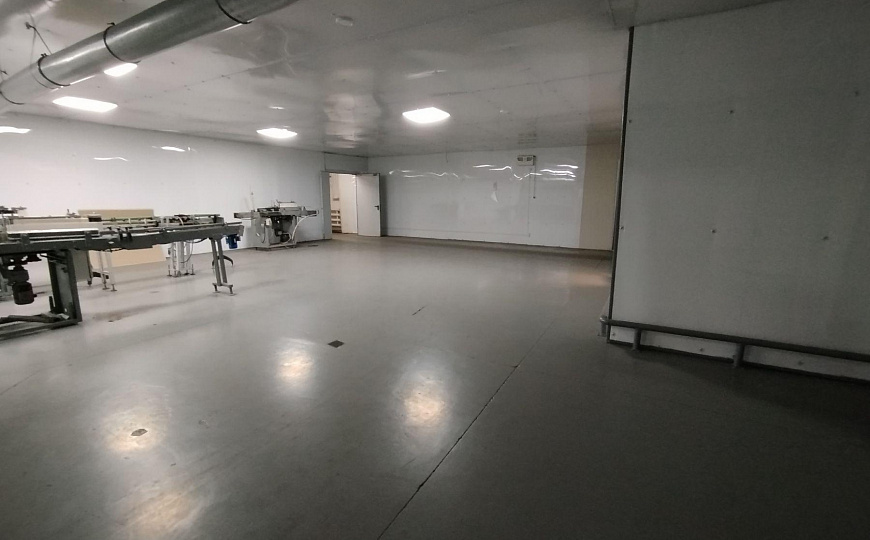 Сдам производственное помещение, 400 м² фото