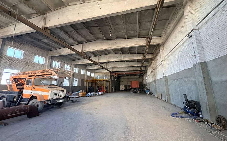 Сдам производственное помещение, 1 100 м² фото