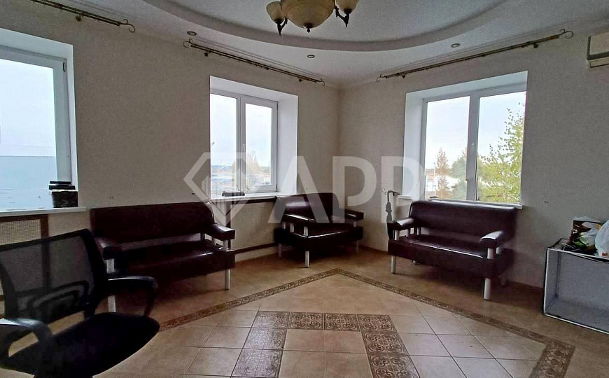 База (офис, производство, склад) 770м² на участке 40сот. фото