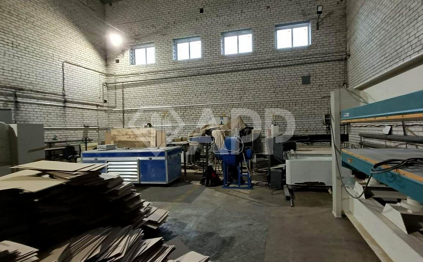 База (офис, производство, склад) 770м² на участке 40сот. фото