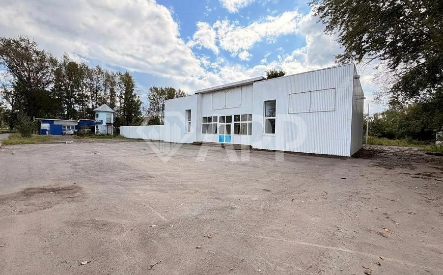 Отдельно стоящее здание 412 м² в аренду фото