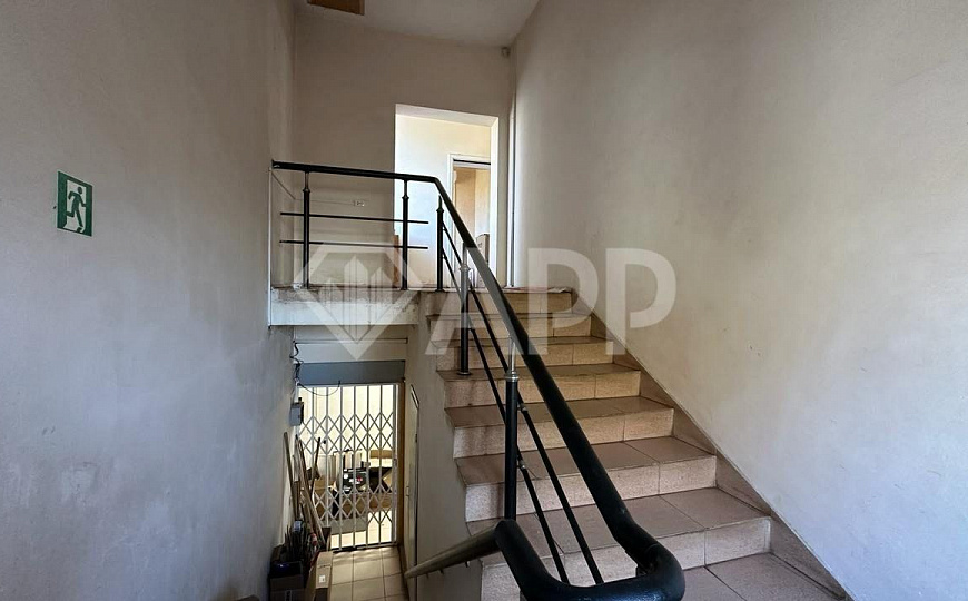 Сдаю помещение 160м² на трафике, 2 этаж, в отдельно стоящем здании фото