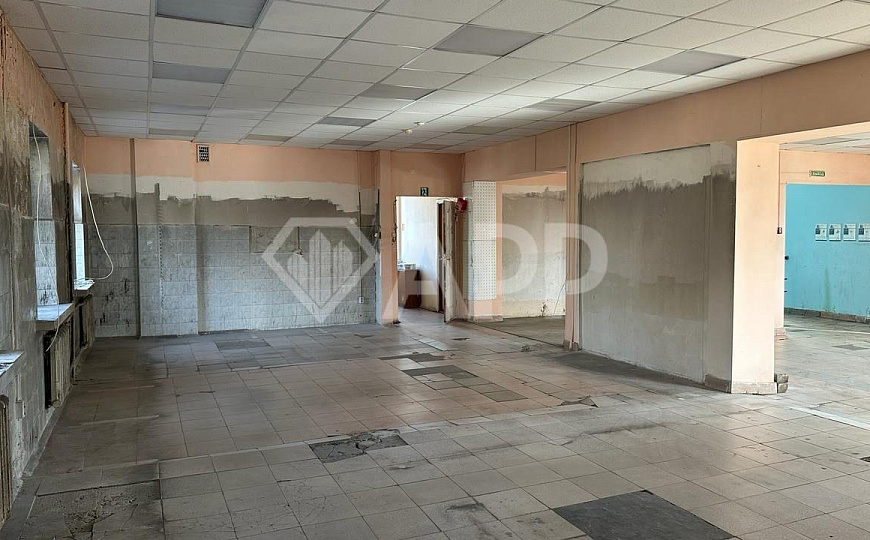 Сдаю помещение 160м² на трафике, 2 этаж, в отдельно стоящем здании фото