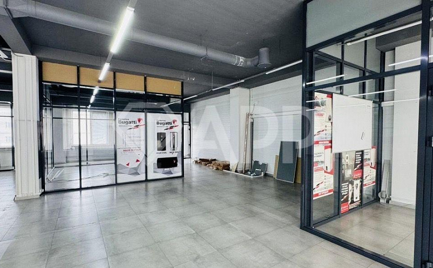 Сдам торговый центр, 700 м² фото