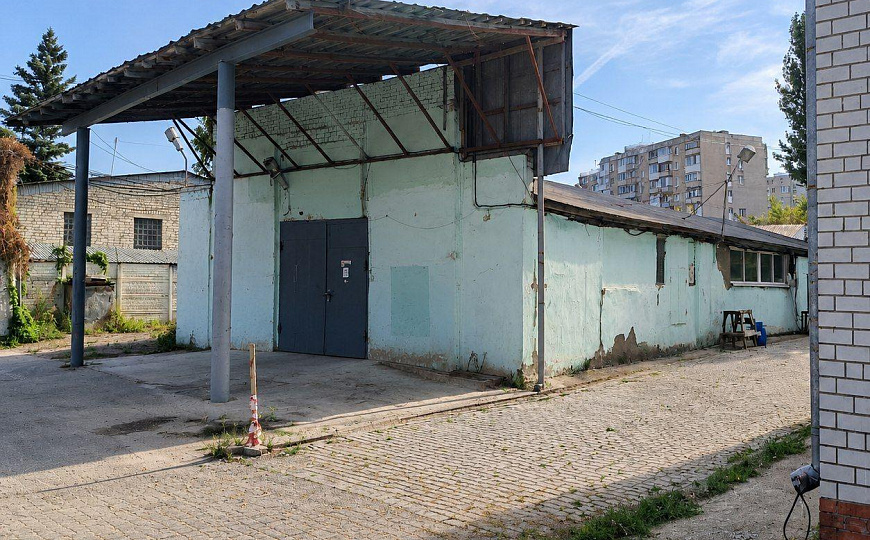 Складские помещения от 25 м² до 600 м² на Ново-Астраханском шоссе 81 фото
