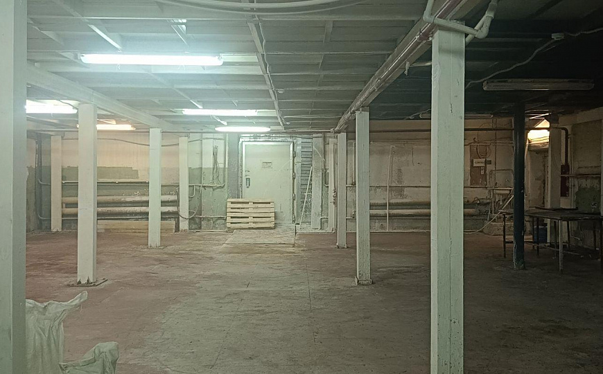 Складские помещения от 25 м² до 600 м² на Ново-Астраханском шоссе 81 фото