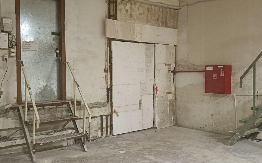 Складские помещения от 25 м² до 600 м² на Ново-Астраханском шоссе 81 фото