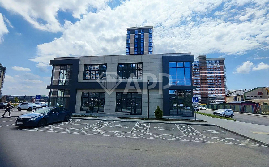 Продаю отдельно стоящее здание, 1 430 м² фото