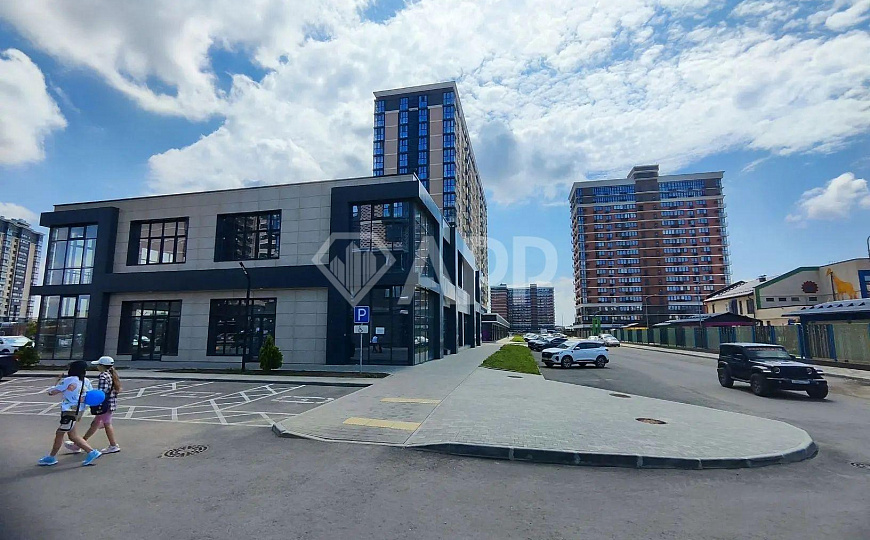 Продаю отдельно стоящее здание, 1 430 м² фото