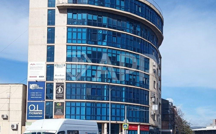 Сдаю офис с ремонтом 82 м² центр вблизи морского торгового порта фото