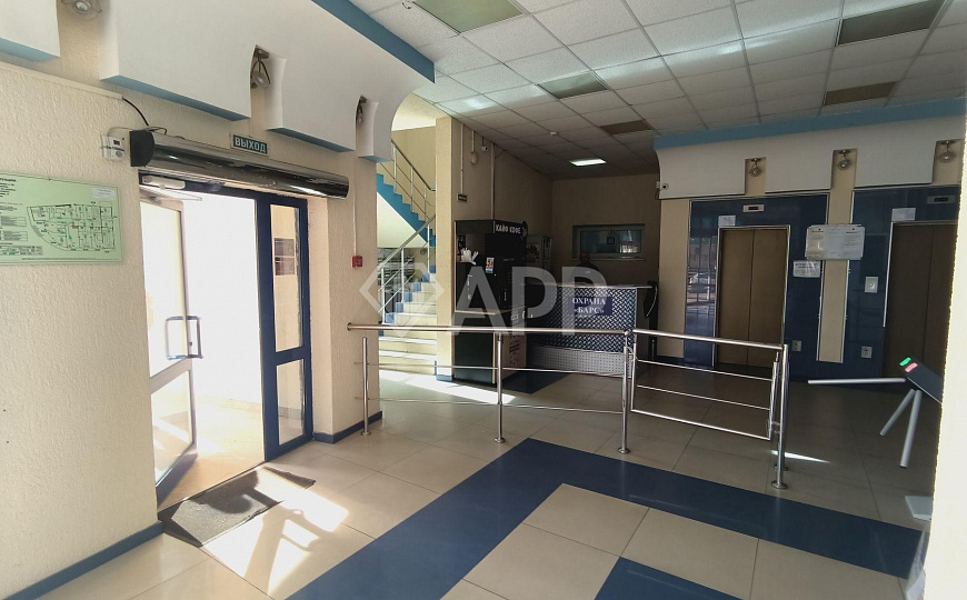 Сдаю офис с ремонтом 82 м² центр вблизи морского торгового порта фото