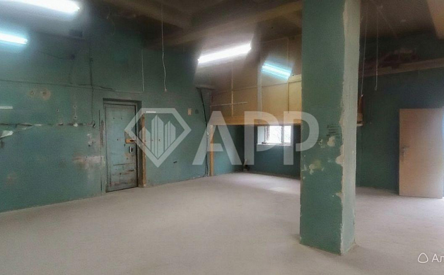 Сдам на первой линии 176 м² под производство фото