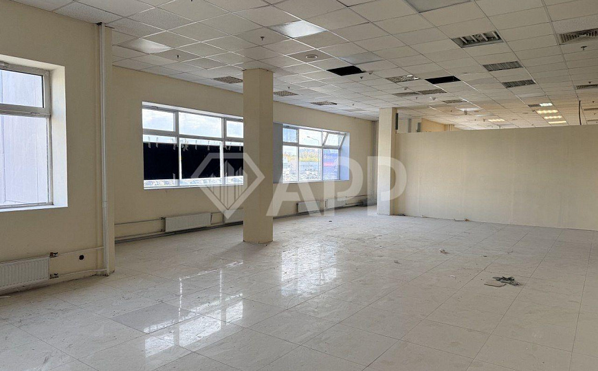 Сдам торговый центр, 96 м² фото