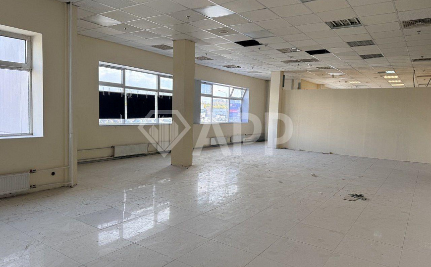 Сдам торговый центр, 96 м² фото