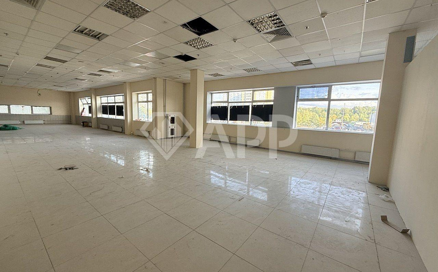 Сдам торговый центр, 96 м² фото