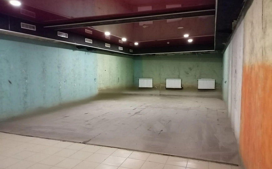 Кафе-ресторан, клуб в центре 301,2 м2 фото