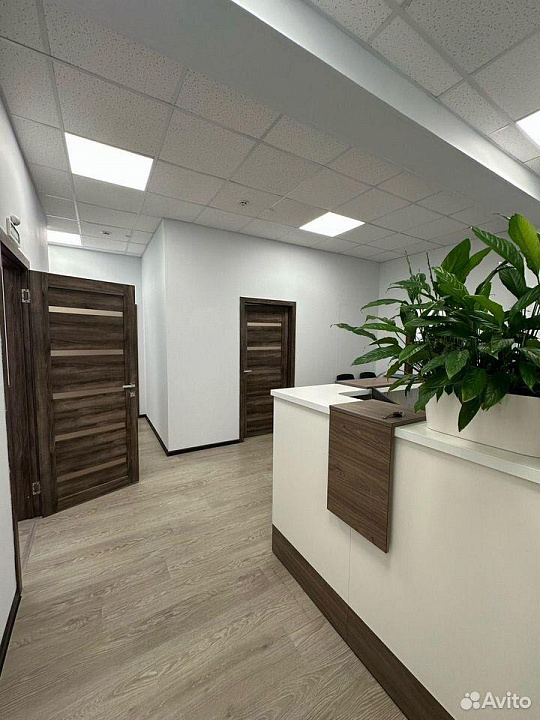 Сдам офис 190,7 м² фото
