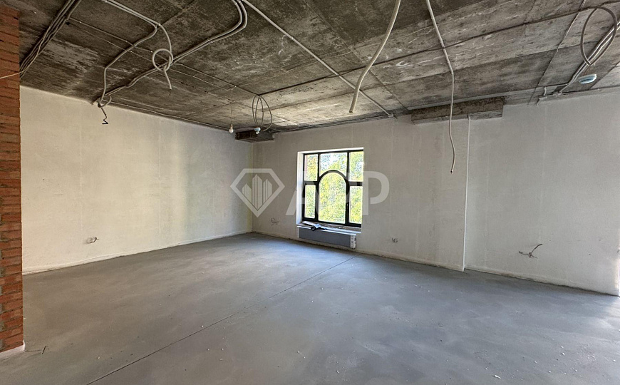 Сдам отдельно стоящее здание, 870 м² фото
