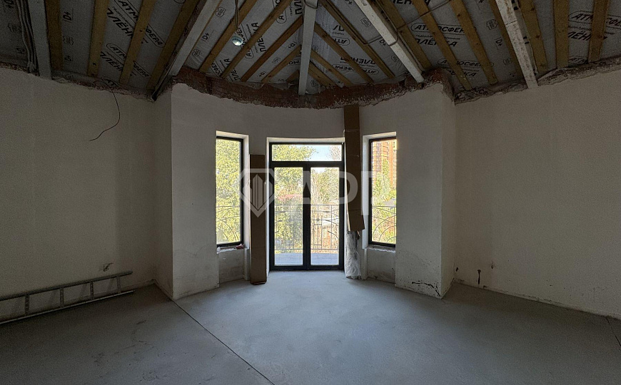 Сдам отдельно стоящее здание, 870 м² фото