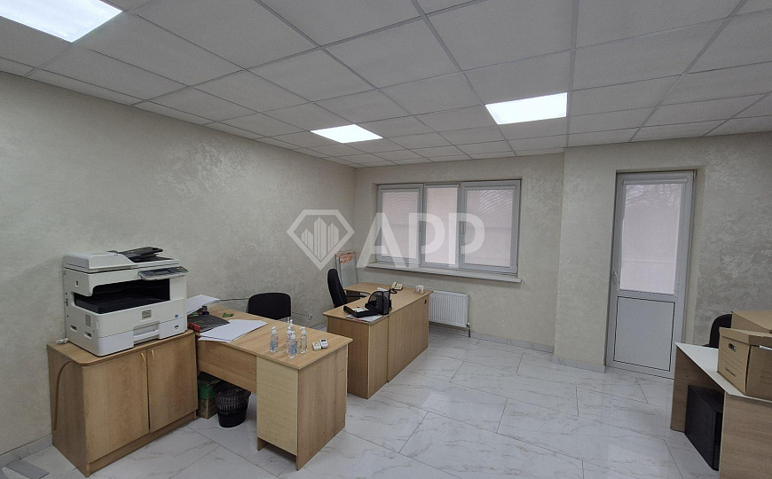Сдам офисное помещение, 607 м² - 833 м² с отдельным входом и своей рецепцией фото