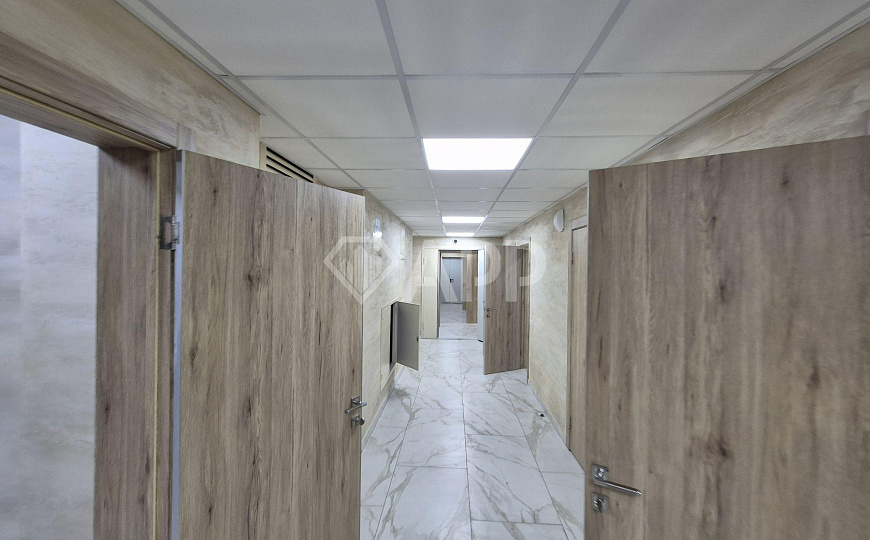 Сдам офисное помещение, 607 м² - 833 м² с отдельным входом и своей рецепцией фото