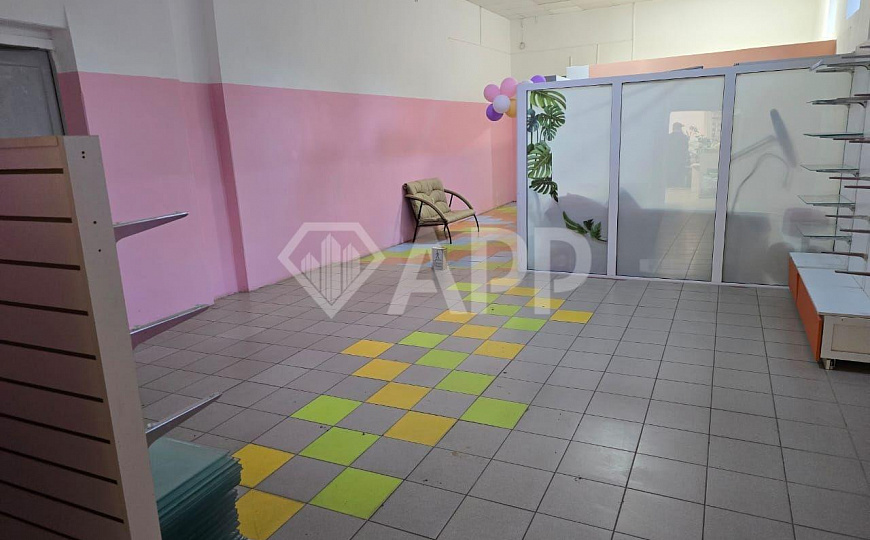 Площадь в ТК/Трафик/Разгрузка/Жилой массив/8,20м² фото