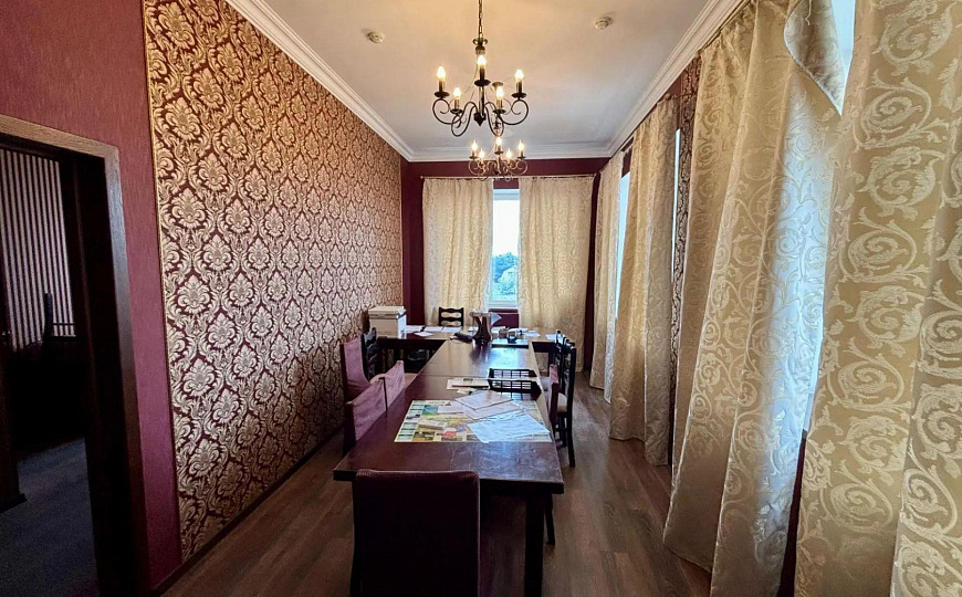 Премиум офис с мебелью, 180 м2. фото