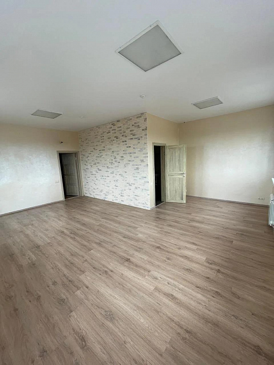 Премиум офис с мебелью, 180 м2. фото