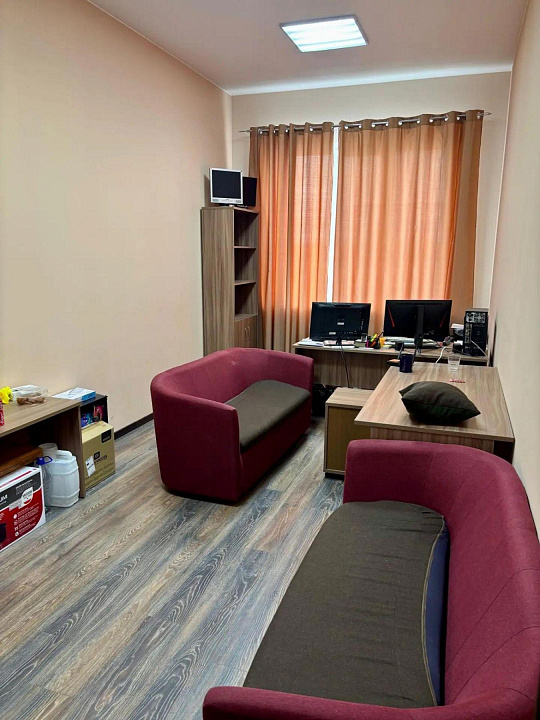 Премиум офис с мебелью, 180 м2. фото