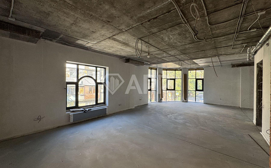 Сдам отдельно стоящее здание, 870 м² фото