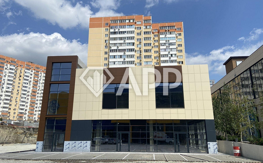Сдаю торговые помещения разной площади, от 24 до 57 м² фото