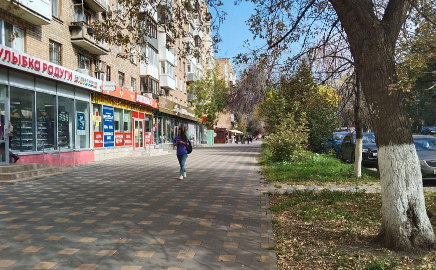Продам торговое помещение фото