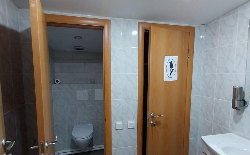 Сдаются в аренду офисные помещения, 220 кв.м. фото