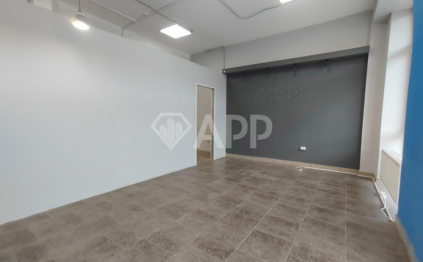 Сдаю с ремонтом, 75 м² магазин аптека медицина фото