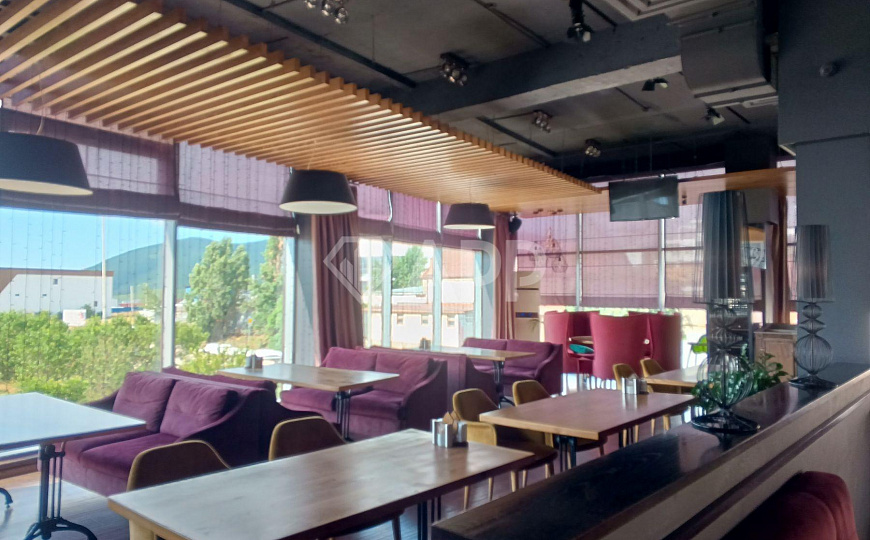 Сдам отдельно стоящее здание, 470 м² фото