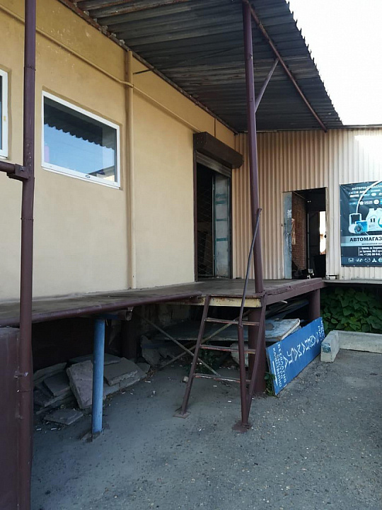 Сдам торговое помещение, 110 м² фото