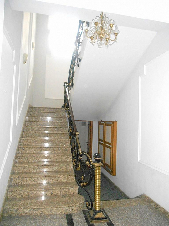 Продам офисное здание, 1970 м² фото